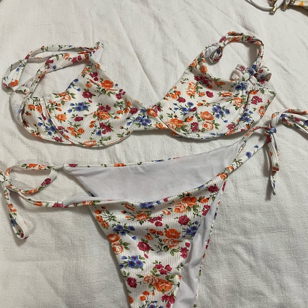 SHEIN Floral Bikini - Multicolor